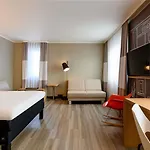 Ibis 2*