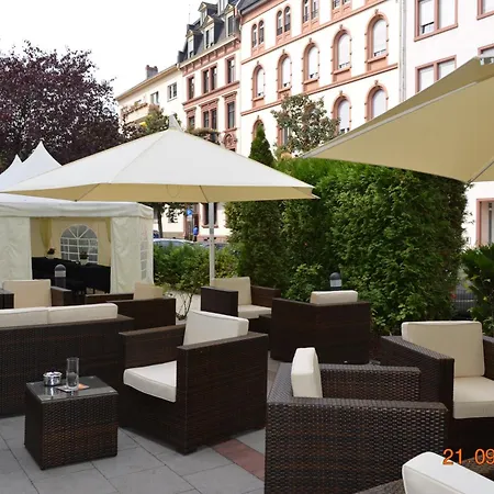 Hotel Ibis 2*