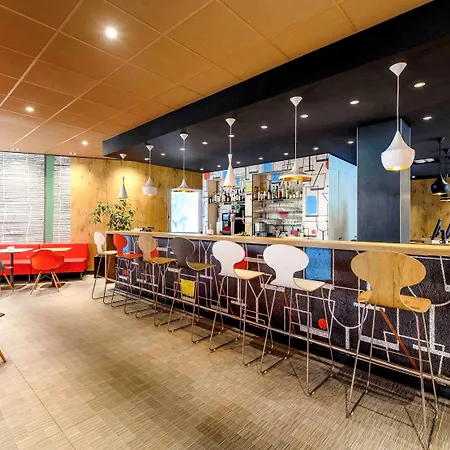 ホテル イビス 2*